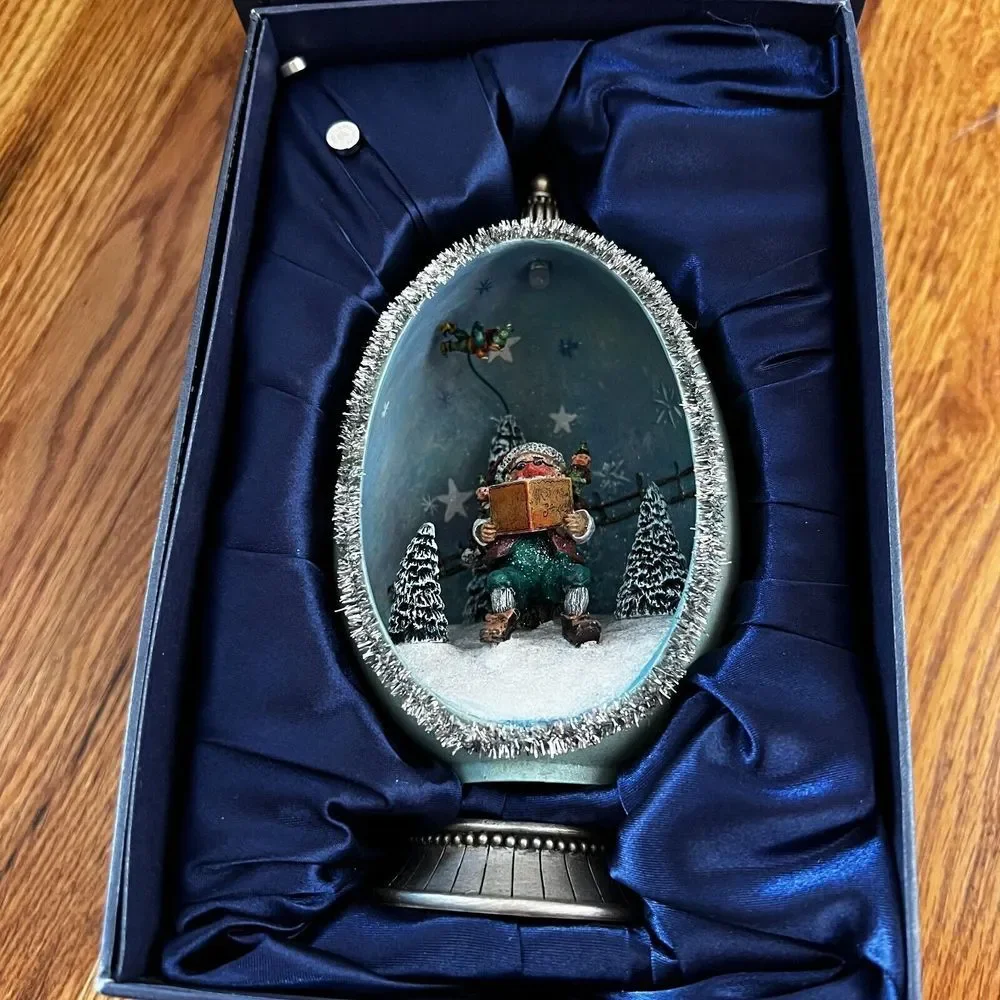 Silvestri Figments By Bobbi T. Lighted Christmas Egg On‎ Pedestal Santa